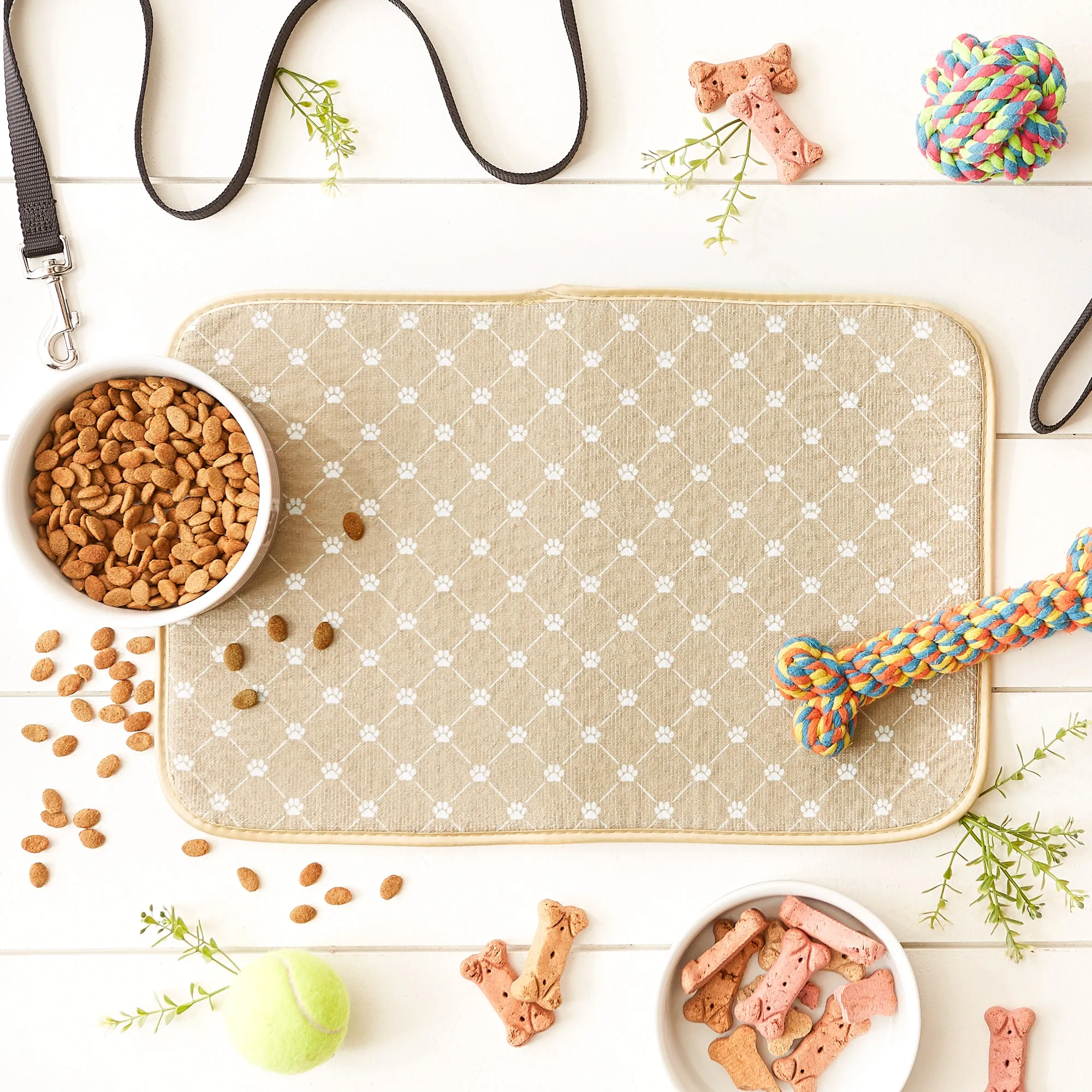 Taupe Printed Trellis Paw Pet Mat